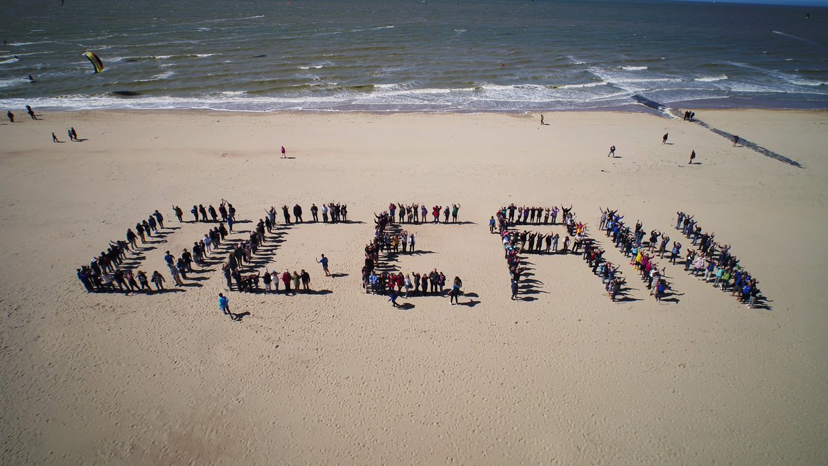 Beach cleanup in Oostende – a call to action for industry and government leaders