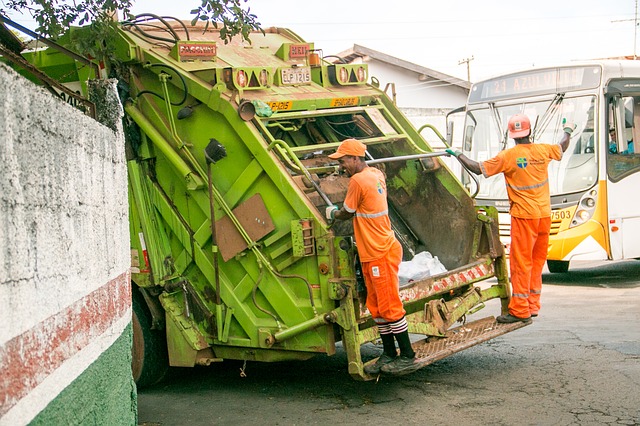 Municipalities deal with waste – support them to tackle plastic pollution