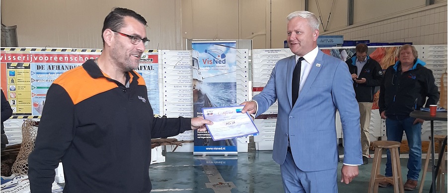 Dutch fishermen bring home record haul… of litter!