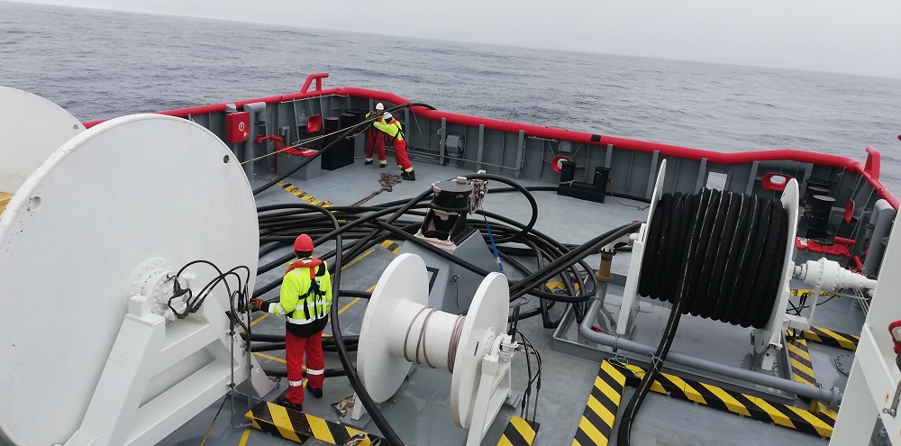 Marine Litter: 250m Long Plastic Pipe Removed from the North Sea